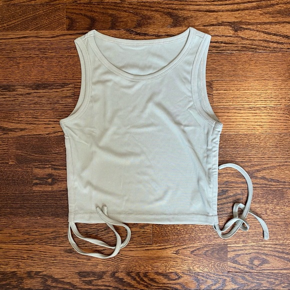 SHEIN Green Tie-Up Tank Top - Picture 2 of 3